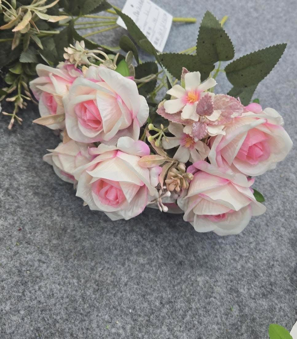 7 headed silk rose(medium sized)