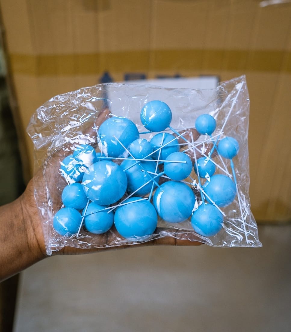 set of faux balls|/set